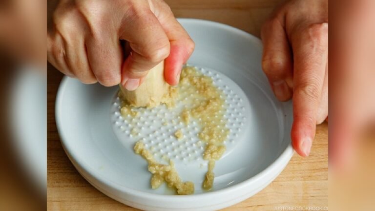 How to Use Ginger Grater: Easy Tips for Perfect Grated Ginger