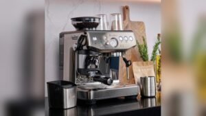 Best Way to Clean Breville Espresso Machine Quickly & Easily