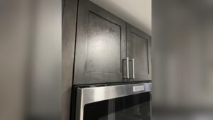 How to Remove Grease Stains From Kitchen Cabinets Easily