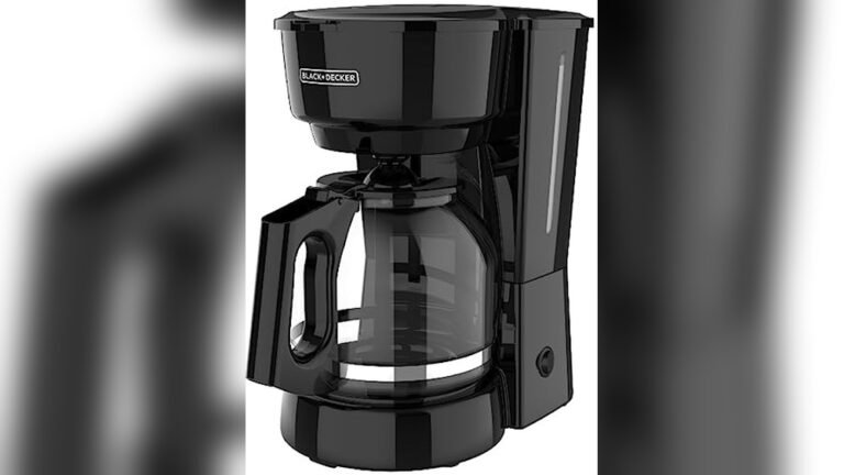 Best Coffee Maker for Elderly 2026: Easy, Safe, and Reliable Choices