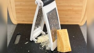 Rotary Grater Vs Box Grater: Ultimate Showdown for Kitchen Efficiency